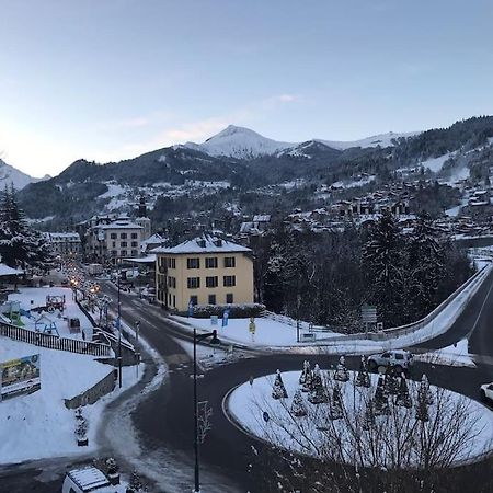 Appart Cosy Et Lumineux Au Coeur De Saint Gervais Luaran gambar